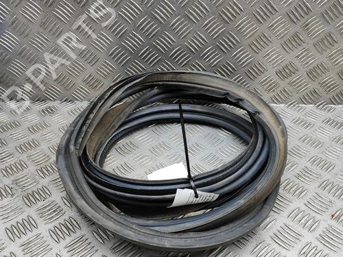 rubber-door-seal-subaru-forester-sj_-2012-31626628 main image