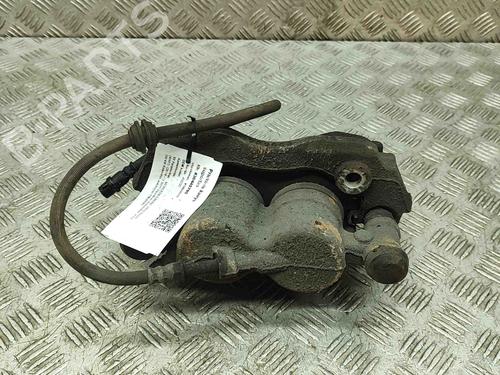 Used Left front brake caliper MERCEDES-BENZ VITO Tourer (W447) 114 CDI / 114 BlueTEC 4-matic (447.701, 447.703,... (136 hp) 26211774