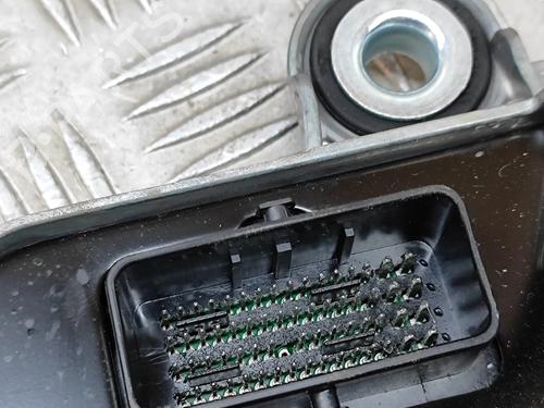 Electronic module TESLA MODEL Y (5YJY) EV Performance All-wheel Drive | BP33362943M83  - Image 5