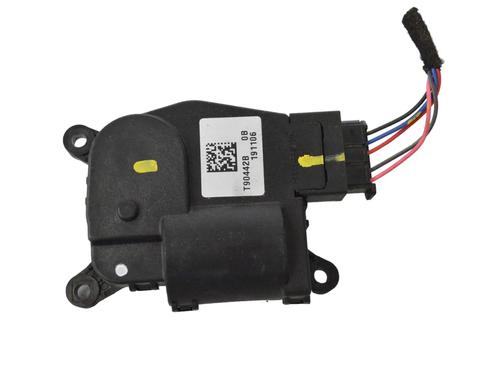 Module électronique TESLA MODEL 3 (5YJ3) EV AWD (351 hp) 30250225