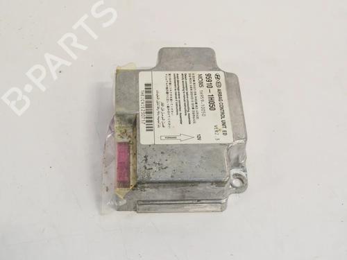 Used ECU airbags KIA CEE'D Hatchback (ED) 1.6 CRDi 115 (115 hp) 6722047