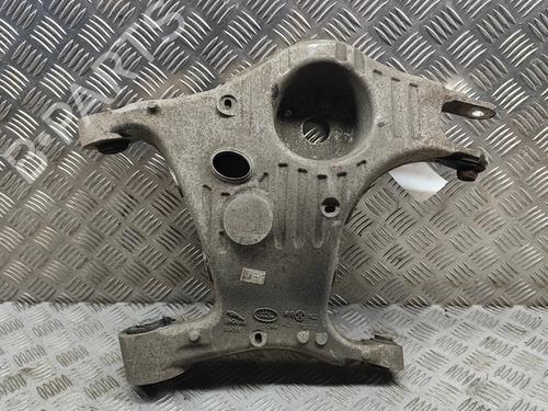 Used Right rear suspension arm Right rear suspension arm LAND ROVER RANGE ROVER VELAR (L560) 2.0 D240 SD4 4x4 (241 hp) 16872321 16872321
