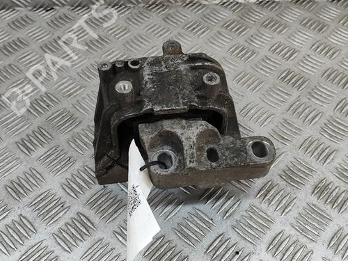 Used Engine mount VW PASSAT B7 (362) 1.6 TDI (105 hp) 24581653