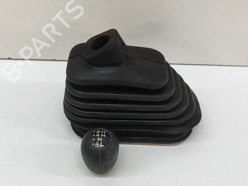 Used Shift knob NISSAN PATROL III/2 Hardtop (K260) 2.8 D (75 hp) 28435375