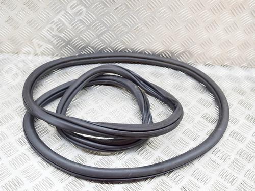 BP27764916C142 main image