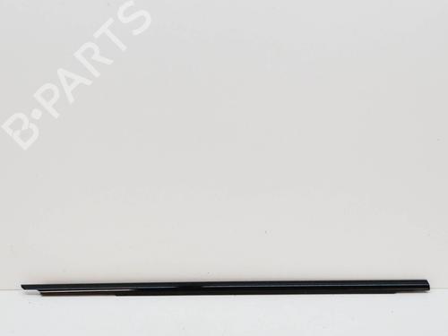 Used Door moulding trim MERCEDES-BENZ C-CLASS (W206) C 300 d (206.006) (265 hp) 27757931