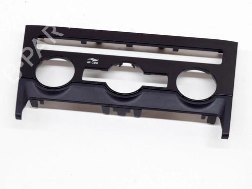 dashboard-skoda-karoq-nu7-nd7-16-tdi-567820075b-2017-8355281 main image