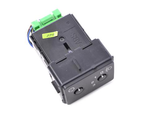 Used Switch LAND ROVER DISCOVERY SPORT (L550) 2.0 D 4x4 (180 hp) 30212711