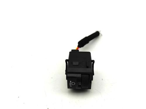 Used Switch Switch OPEL VIVARO C Bus (K0) 2.0 (144 hp) 32860884 32860884