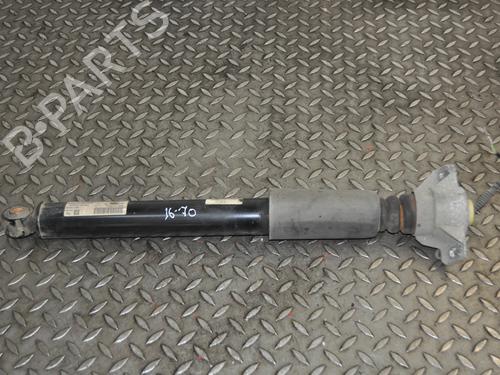 Used Left rear shock absorber Left rear shock absorber LAND ROVER RANGE ROVER IV (L405) 4.4 SDV8 4x4 (340 hp) 33344382 33344382