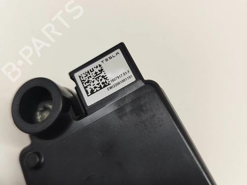 Electronic module TESLA MODEL Y (5YJY) EV Performance All-wheel Drive | BP32754434M83 - Image 6