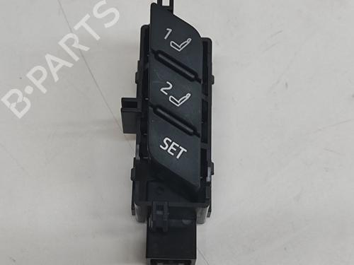 Used Switch TOYOTA bZ4X (_EAM1_) EV (YEAM15) (218 hp) 28560788