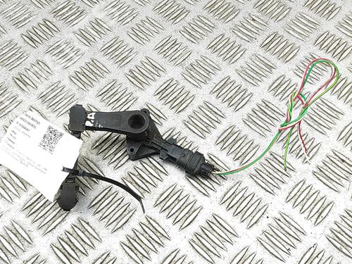 Used Electronic sensor Electronic sensor PEUGEOT 208 II (UB_, UP_, UW_, UJ_) 1.2 Hybrid 136 (UPHPYK) (136 hp) 33382734 33382734