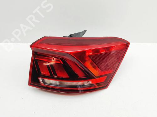 Used Right taillight Right taillight VW T-ROC (A11, D11) 2.0 R 4motion (300 hp) 34037582 34037582