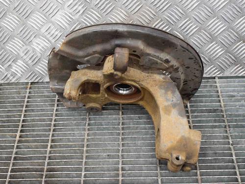Used Left front steering knuckle VOLVO V70 III (135) D4 (181 hp) 20337901