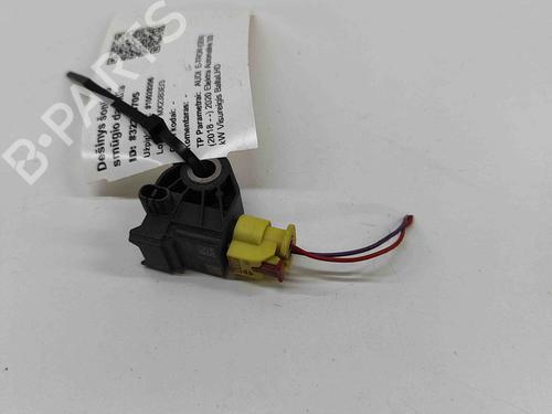 Used Electronic sensor AUDI E-TRON (GEN) 55 quattro (408 hp) 29404607