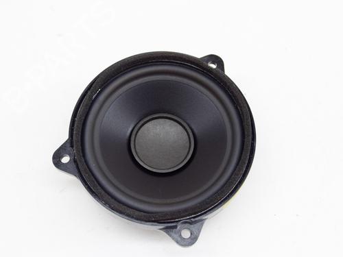 Used Speaker LAND ROVER DISCOVERY V (L462) 3.0 Td6 4x4 (258 hp) 8145471