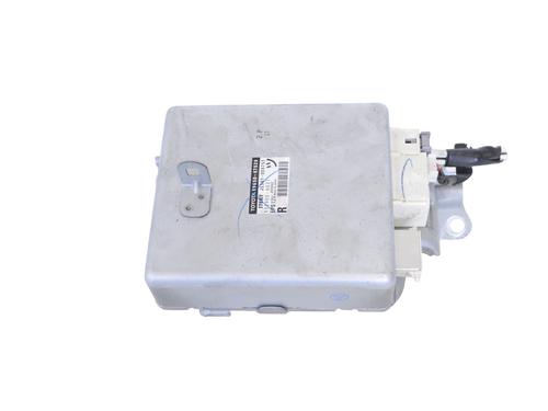 electronic-module-toyota-prius-_w3_-2008-2009-2010-2011-2012-2013-2014-2015-2016-30240669 main image