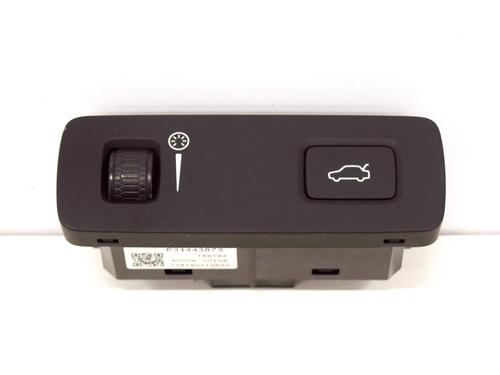 switch-volvo-xc40-536-t4-awd-31443873-2017-7891105 main image