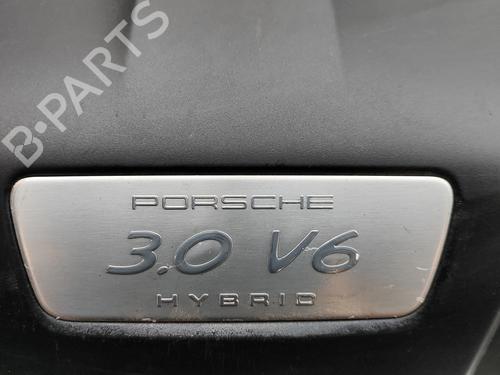 Upper protection PORSCHE CAYENNE (92A) 3.0 S E-Hybrid | BP30857146M93