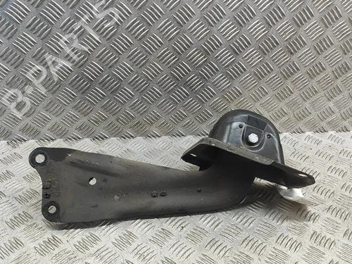 Used Right rear suspension arm Right rear suspension arm SKODA SUPERB III Estate (3V5) 2.0 TDI (150 hp) 33372946 33372946