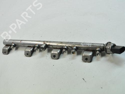 Used Injection rail BMW 5 (F10) 550 i (408 hp) 30209292