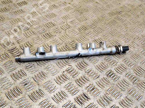 Rail D'Injecteurs AUDI A3 Sportback (8VA, 8VF) 1.5 TFSI (150 hp) 10526443
