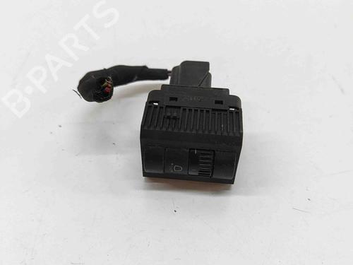 Używane Przełącznik VW AMAROK (2HA, 2HB, S1B, S6B, S7A, S7B, AGD) 3.0 TDI 4motion (224 hp) 27608174