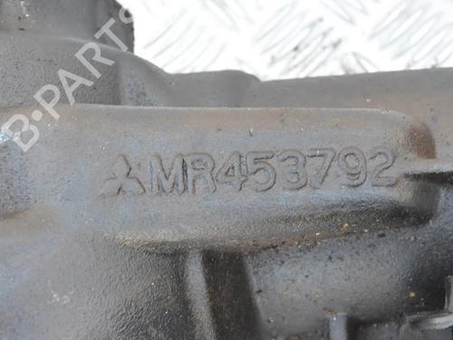 Front differential MITSUBISHI PAJERO III (V7_W, V6_W) 3.2 Di-D (V68W) | BP6733615M23 