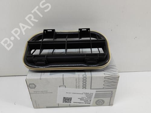 Used Grille MERCEDES-BENZ B-CLASS Sports Tourer (W245) B 180 CDI (245.207) (109 hp) 25788355