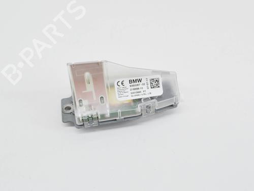 Antenne/Base BMW 1 (F21) 118 i (136 hp) 12099412
