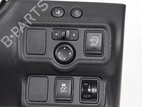 Switch NISSAN NOTE (E12) 1.2 | BP9901320I30