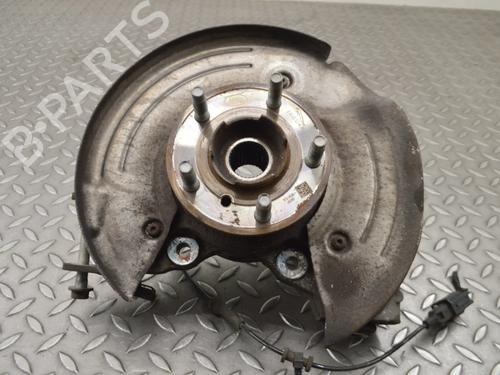 Used Right rear steering knuckle Right rear steering knuckle JAGUAR XF II (X260) 2.0 D (180 hp) 33351696 33351696