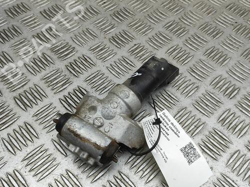 Used Electric handbrake Electric handbrake PORSCHE TAYCAN Sport Turismo (Y1C) 4S Performance Battery Plus (Y1CDB1) (571 hp) 33384970 33384970