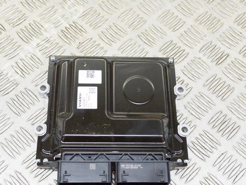 Used Engine control unit (ECU) VOLVO XC60 II (246) D4 AWD (190 hp) 8074114