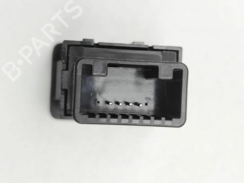 Switch MITSUBISHI OUTLANDER III (GG_W, GF_W, ZJ, ZL, ZK) 2.4 Hybrid 4WD (GG3W) | BP31903237I30