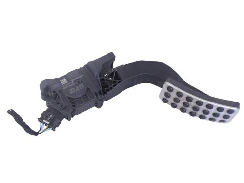 pedal-mercedes-benz-a-class-w177-2018-33366747 main image