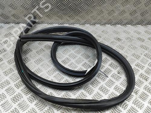 Gummiliste Gummiliste MITSUBISHI OUTLANDER III (GG_W, GF_W, ZJ, ZL, ZK) 2.2 Di-D 4WD (GF6W) (150 hp) 33377418 33377418