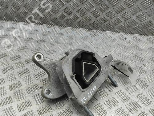 Used Engine mount Engine mount PEUGEOT 2008 II (UD_, US_, UY_, UJ_, UR_, UC_) e-2008 (UKZKXZ) (136 hp) 33549306 33549306