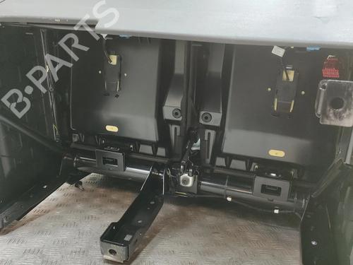 Left front seat MAN TGE Van 2.0 TDI (01V, 03V, 36V, UYB, UYC, UYD) | BP31976761C15