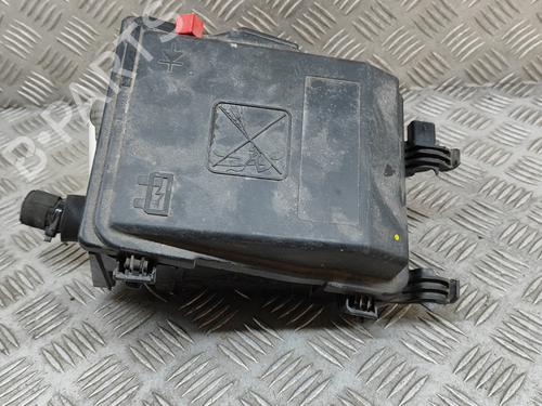 Used Fuse box OPEL VIVARO C Bus (K0) VIVARO-E (136 hp) 27789524