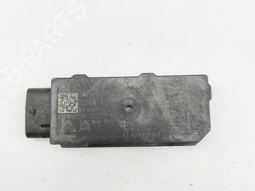 Used Electronic module Electronic module VW MULTIVAN T7 (STM, STN) 1.4 eHybrid (218 hp) 33972271 33972271