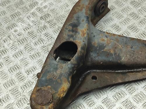 Venstre fortil bærearm FORD USA EXPLORER 4.0 4WD | BP28557504M12