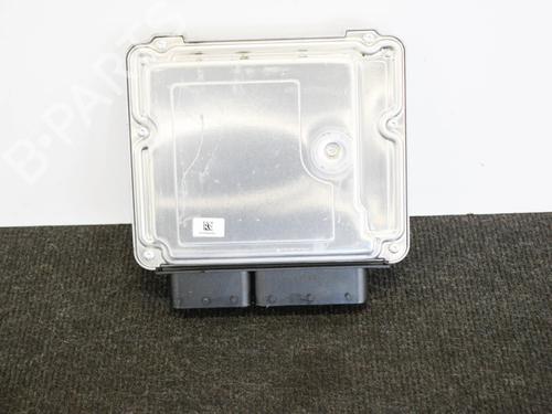 Used Engine control unit (ECU) BMW 4 Coupe (F32, F82) 420 d (184 hp) 6755781