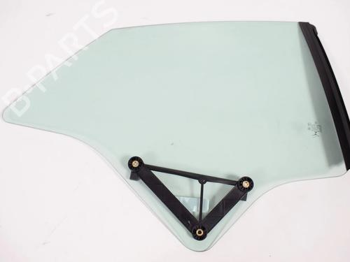rear-right-quarter-glass-mercedes-benz-e-class-coupe-c238-2016-33374392 main image