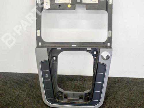 automatic-gearbox-selector-vw-passat-b8-3g2-cb2-16-tdi-vw-3g2864263-3g2864252-2014-6757484 main image