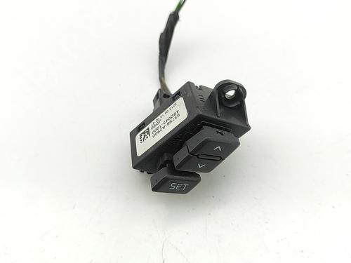 Used Switch KIA CEE'D (JD) 1.6 CRDi 110 (110 hp) 30005388