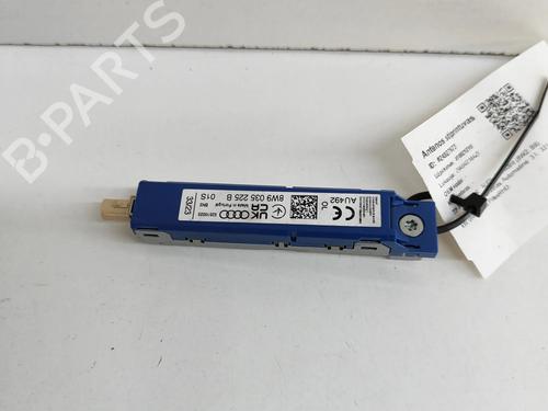 Used Electronic module Electronic module AUDI A4 B9 Avant (8W5, 8WD) RS4 TFSi quattro (450 hp) 27772327 27772327