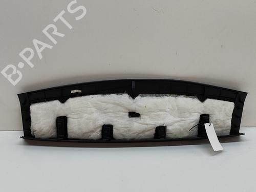 Tailgate trim MASERATI LEVANTE SUV (M161) 3.0 D Q4 | BP27331025C151 
