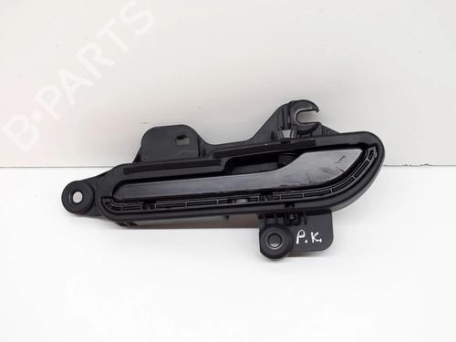 front-left-exterior-door-handle-tesla-model-3-5yj3-2017-28430347 main image